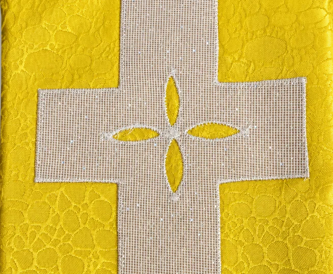 Cape Elder Sister Loin, close-up of the cross