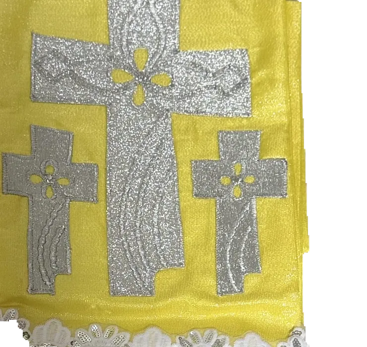Lace Senior Elder Sister Loin, close-up of the cross